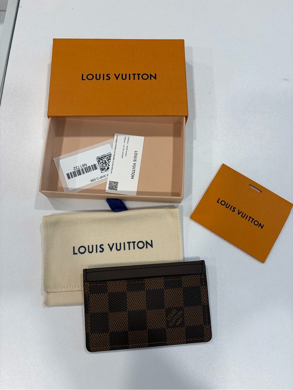 Authentic Louis Vuitton Brown Damier Canvas Card Holder